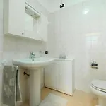 Andrei Flat - Free Parking & Wi-fi *